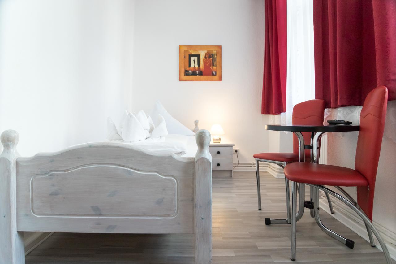 Pension Marie Prenzlauer Berg Berlim Exterior foto