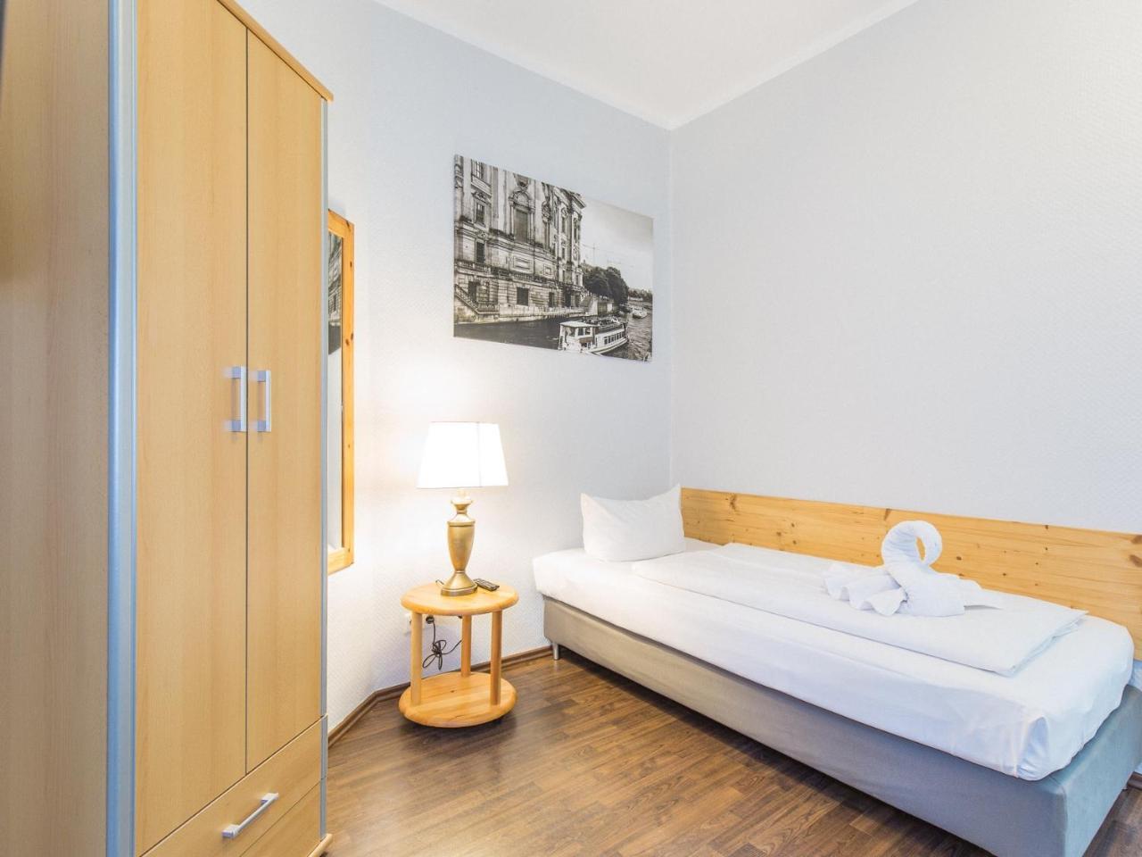 Pension Marie Prenzlauer Berg Berlim Exterior foto